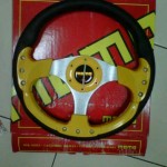 Stir Racing Momo 13″